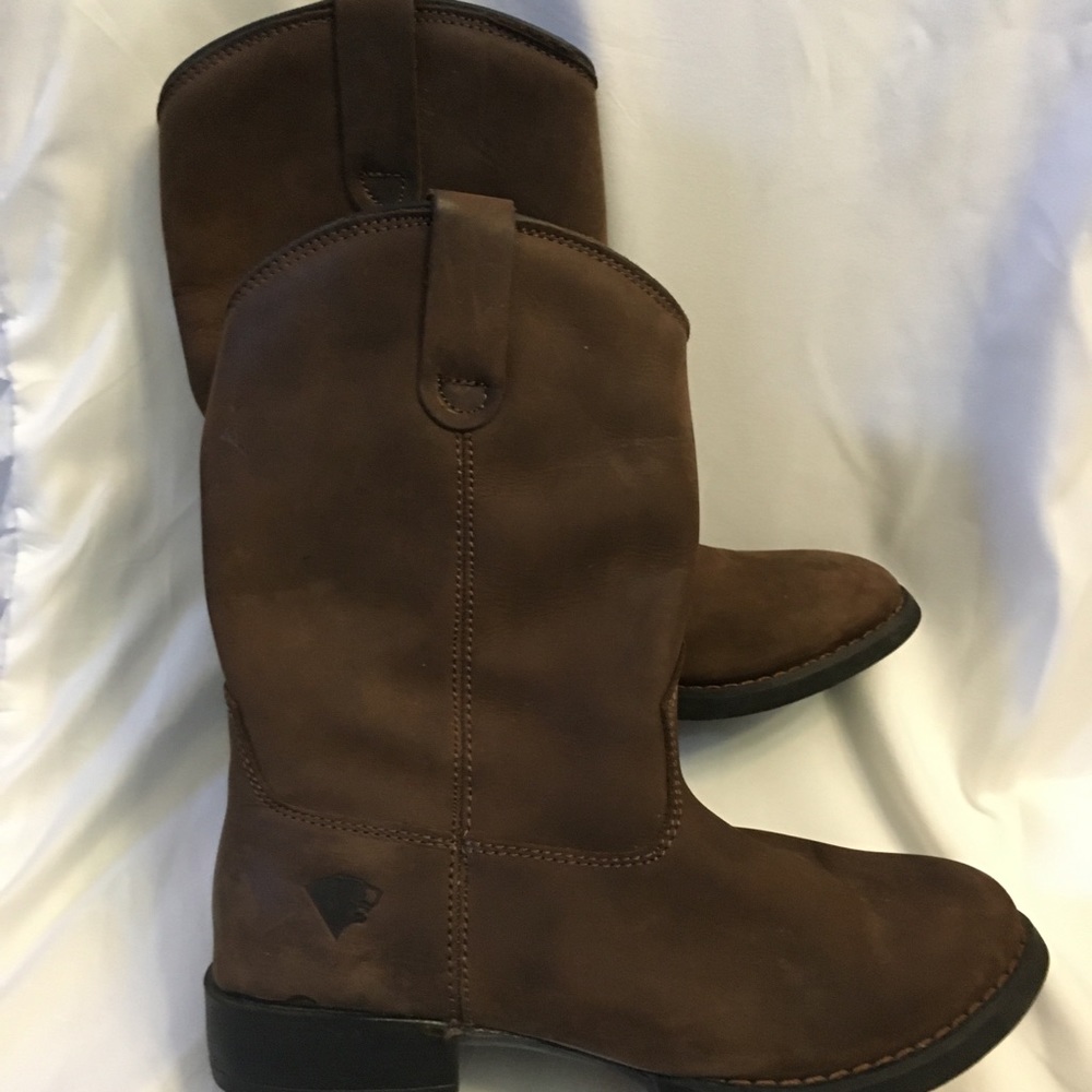 🌺Women’s boots. Sz : 6.5